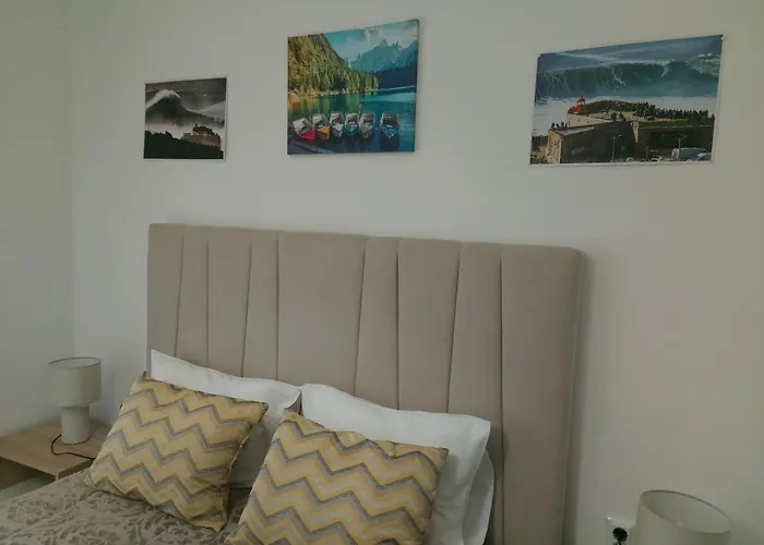 בית אירוח Holidays נאזרה