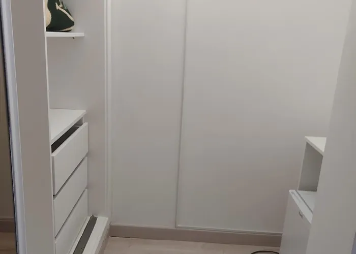 Holidays בית אירוח