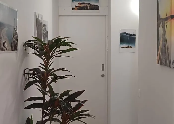 בית אירוח Holidays נאזרה